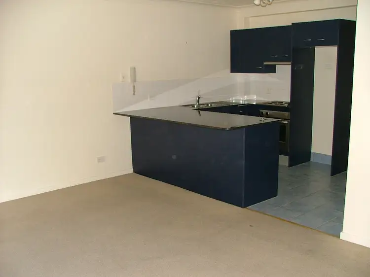 Fifth view of Homely unit listing, 4/130 Marine, Southport QLD 4215