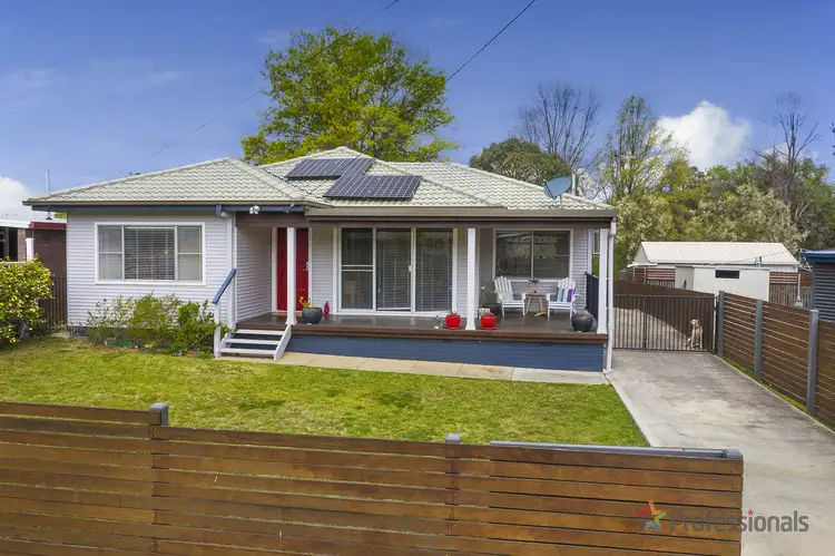 Main view of Homely house listing, 9 Holmes Avenue, Armidale NSW 2350