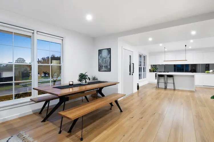18 Robertson Road, Leopold VIC 3224