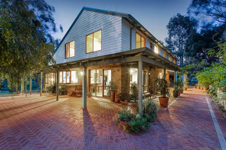 3 Waterford Drive, Gidgegannup WA 6083