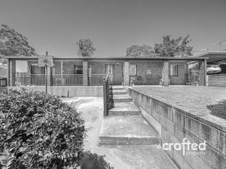 15 Dorachus Drive, Regents Park QLD 4118