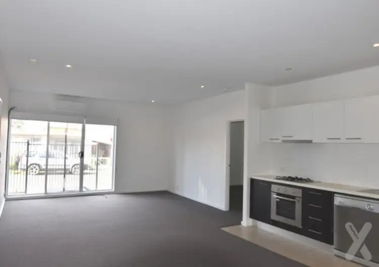 44 Leander Street