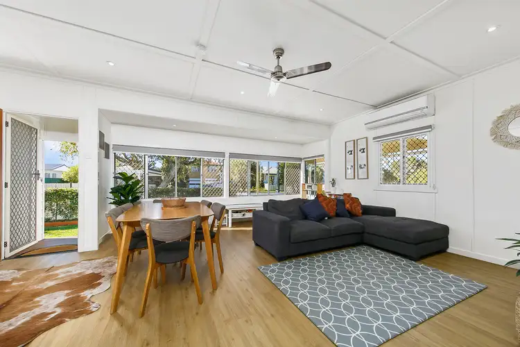 27 Crawford Street, Redcliffe QLD 4020