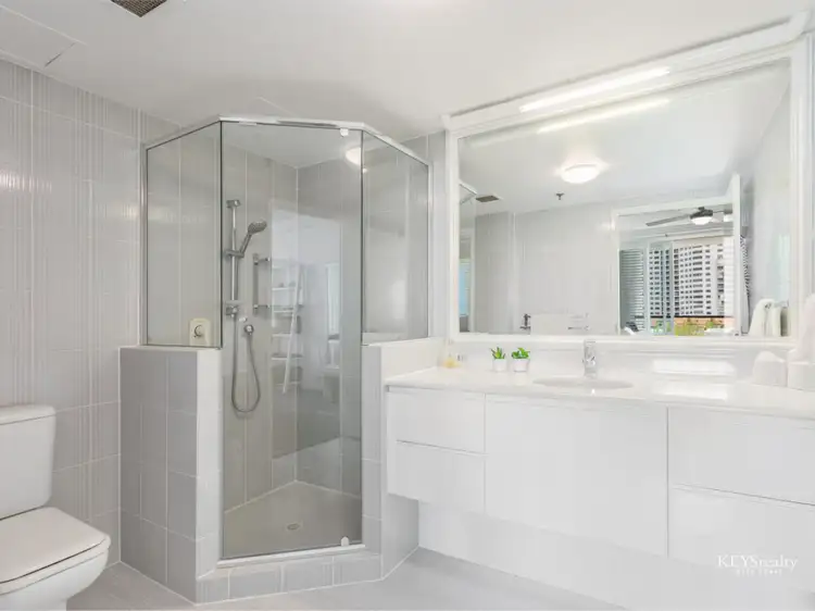 Sixth view of Homely apartment listing, 17/3 Tedder Avenue, Main Beach QLD 4217