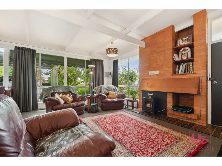 Second view of Homely house listing, 10 Helvetia Court, Frankston VIC 3199