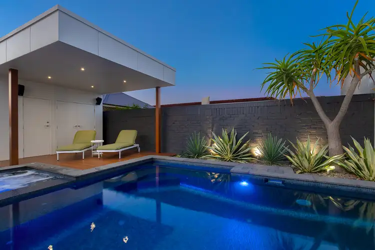 Second view of Homely house listing, 52 Bar Beach Avenue, Bar Beach NSW 2300