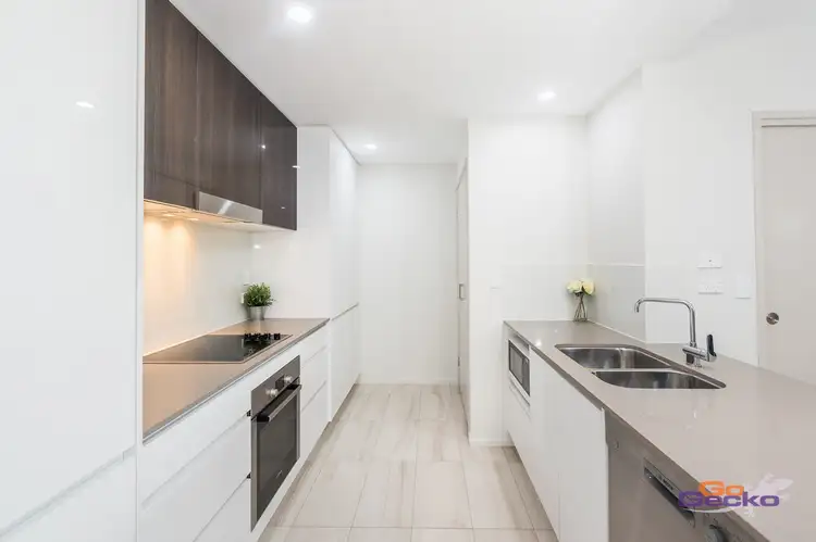 406/8 Hunt Street, Hamilton QLD 4007