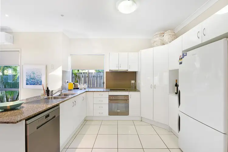 Fifth view of Homely semi-detached listing, 1/25 Melinda Street, Southport QLD 4215