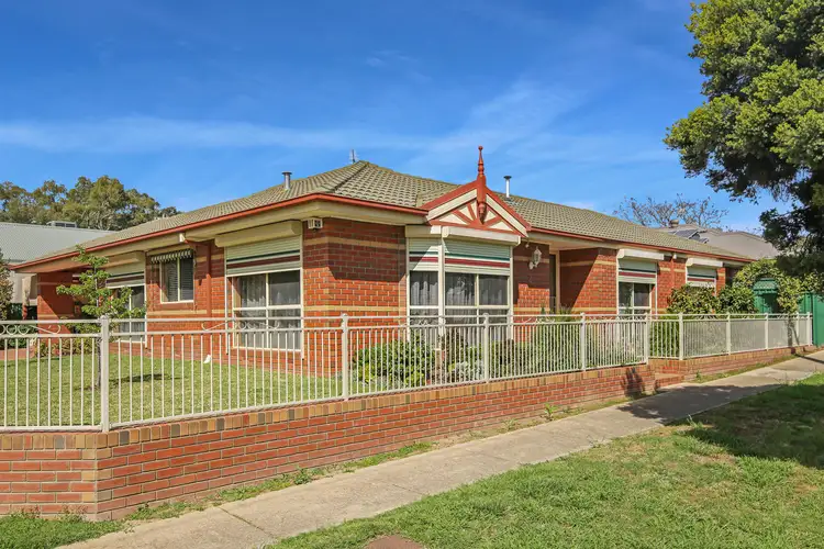 2 Plum Court