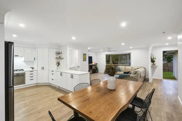 Second view of Homely house listing, 7 Stonehaven Place, Highland Park QLD 4211