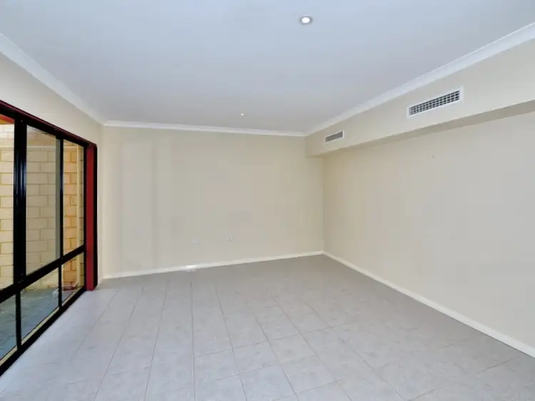 Seventh view of Homely townhouse listing, 4/51 Sutton Street, Mandurah WA 6210