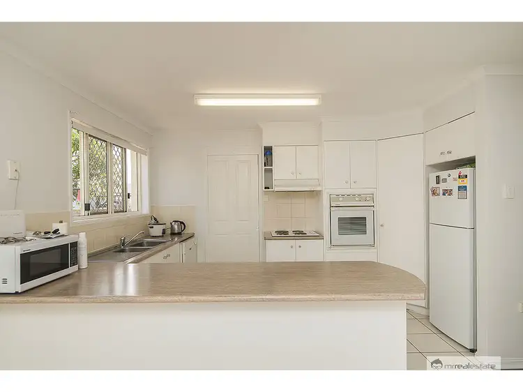 Fourth view of Homely unit listing, 4/90 Livingstone Street, Berserker QLD 4701