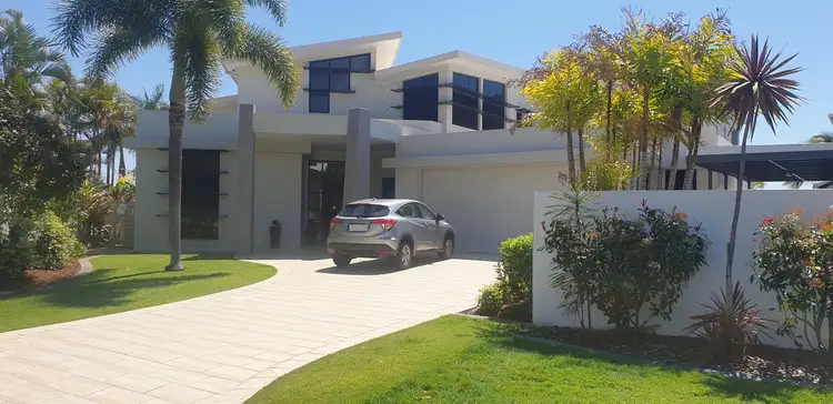 8 Esperance Court, Raby Bay QLD 4163