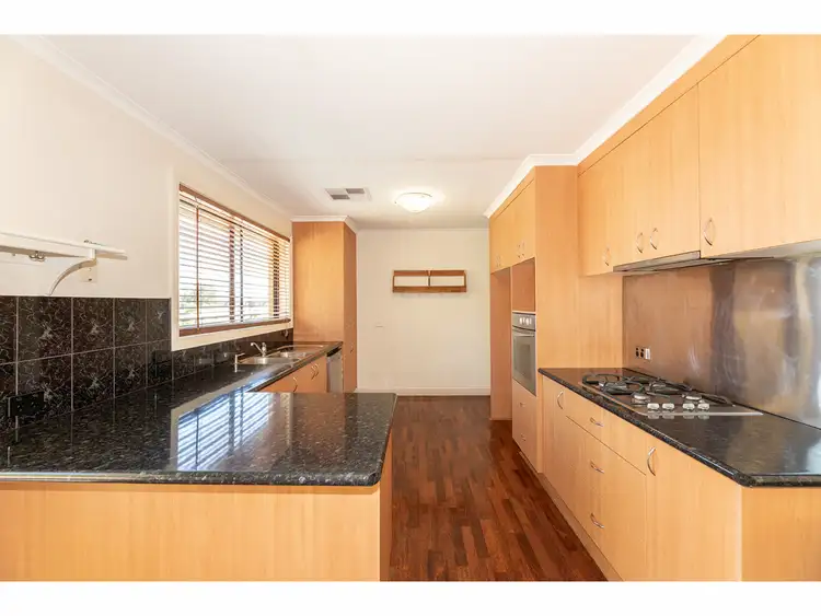 Fifth view of Homely house listing, 335 Bimbadeen Avenue, East Albury NSW 2640