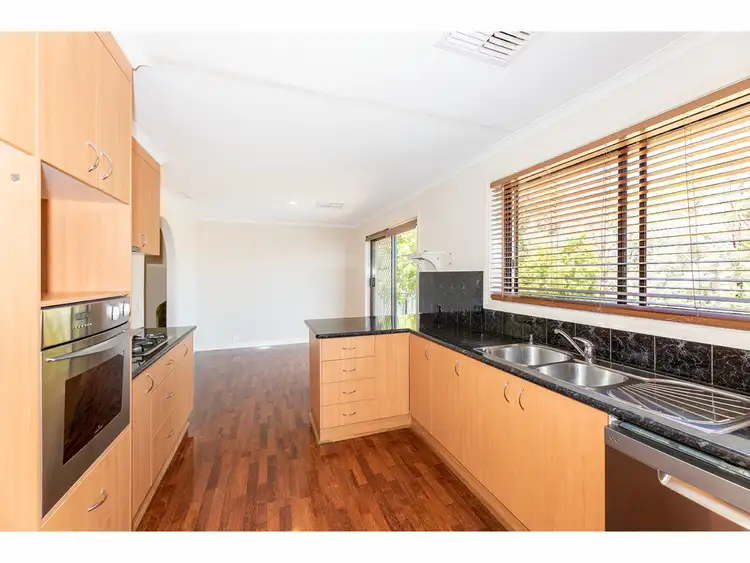 Sixth view of Homely house listing, 335 Bimbadeen Avenue, East Albury NSW 2640