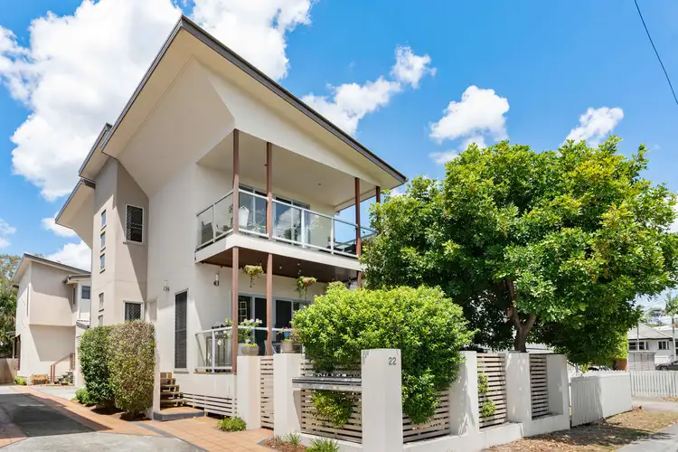 2/22 Park Street, Hawthorne QLD 4171