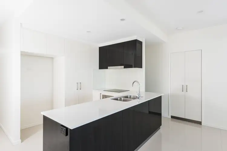 Fourth view of Homely unit listing, 305/625 Wynnum Road, Morningside QLD 4170