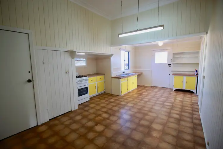 175 Targo  Street, Walkervale QLD 4670