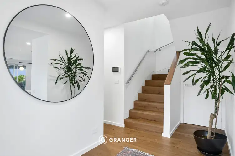 Fifth view of Homely house listing, 8 Marjorie Court, Mccrae VIC 3938