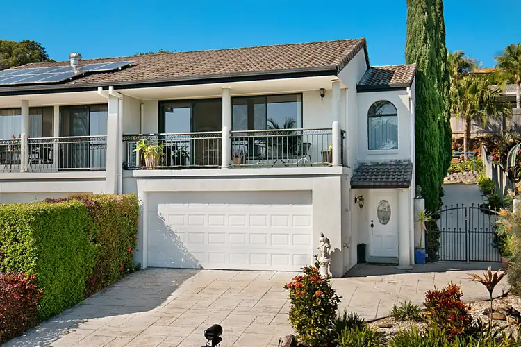 2/32 Honeymyrtle Drive, Banora Point NSW 2486