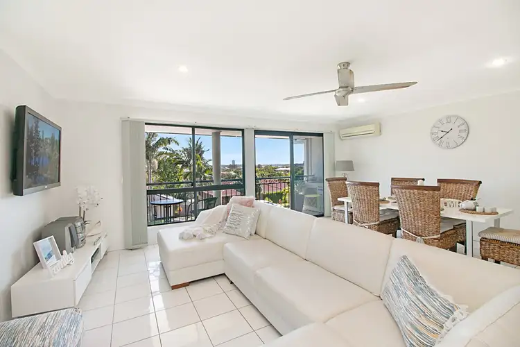 Second view of Homely semi-detached listing, 2/32 Honeymyrtle Drive, Banora Point NSW 2486