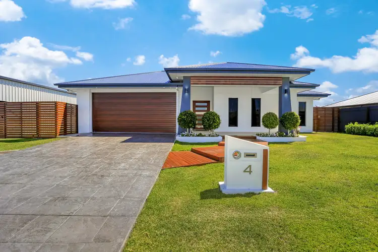 4 Regatta Court, Pialba QLD 4655