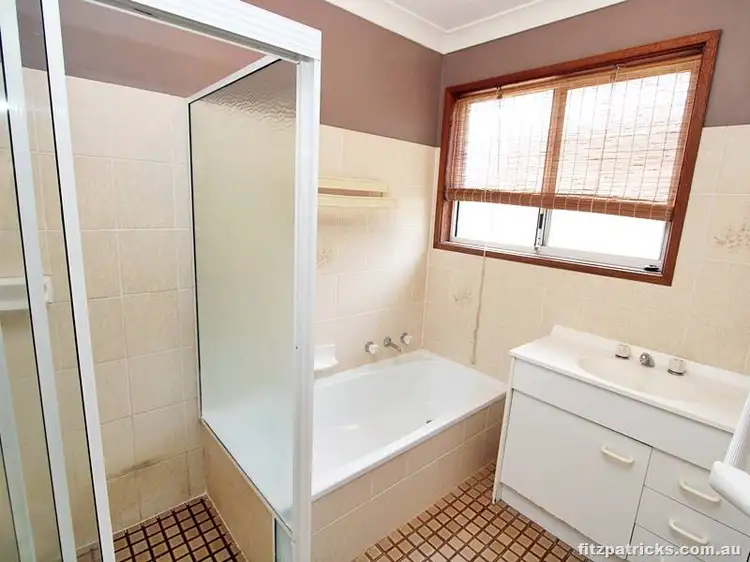 Fourth view of Homely house listing, 28 Langi Crescent, Glenfield Park NSW 2650
