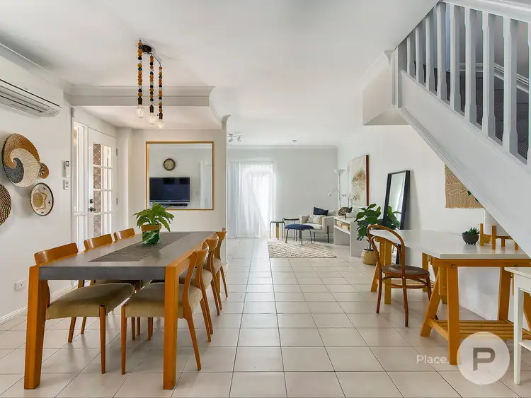 Main view of Homely townhouse listing, 1/17 Hants Street, Hamilton QLD 4007
