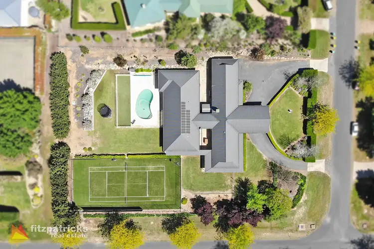 1 Clare Avenue, Lake Albert NSW 2650