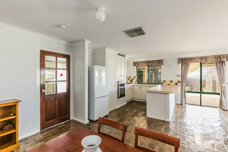 Seventh view of Homely house listing, 5 Kongal Heights, Leda WA 6170