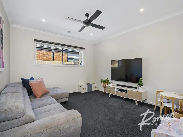 23 Middleton Road, Armstrong Creek VIC 3217