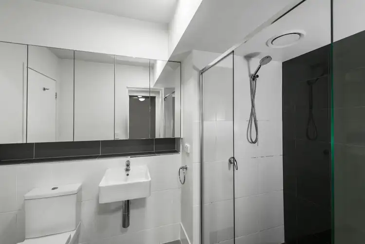 Fifth view of Homely unit listing, 205/29 Robertson Street, Fortitude Valley QLD 4006