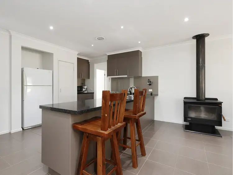 Fifth view of Homely house listing, 1 Neilson Court, Stratford VIC 3862