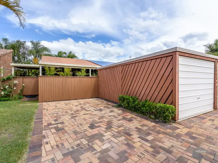 5/81 Olsen Avenue, Labrador QLD 4215