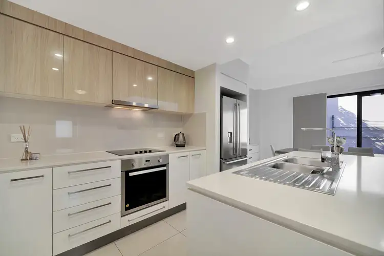 6/819 Creek Road, Carindale QLD 4152