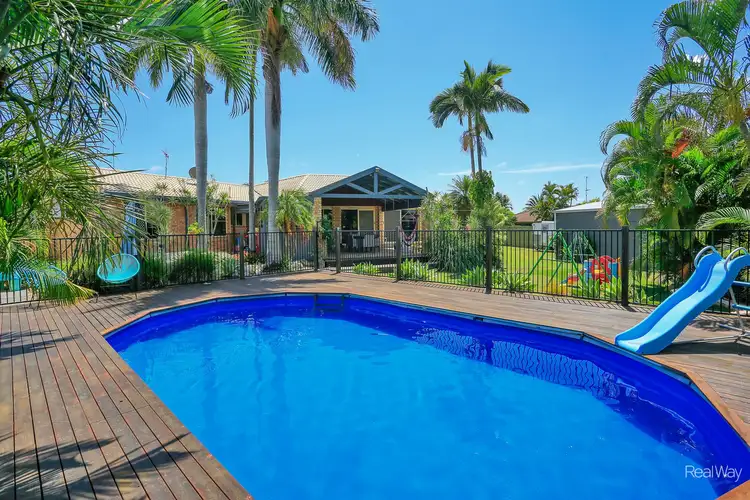 2 Saint Lucia Crescent, Avoca QLD 4670