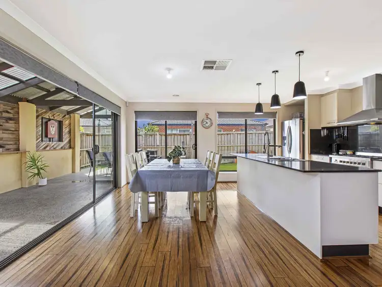 7 Merritt Avenue, Cranbourne West VIC 3977