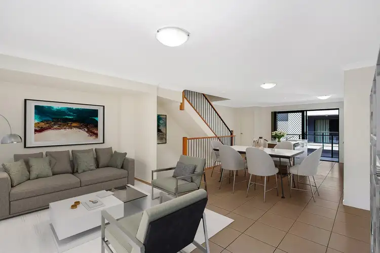 Main view of Homely townhouse listing, 32/10 Riverview Road, Nerang QLD 4211