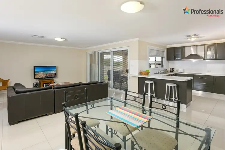 Sixth view of Homely house listing, 34 Deakin Avenue, Lloyd NSW 2650