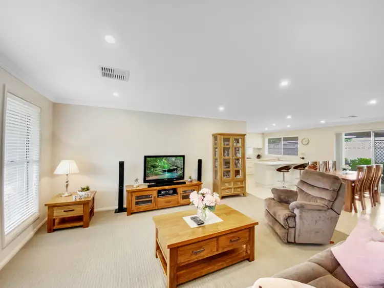 Fourth view of Homely unit listing, 6/3 Bogong Crescent, Tatton NSW 2650