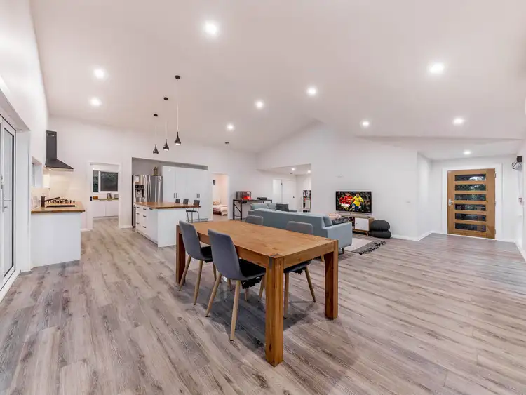 Second view of Homely house listing, 2 Erica Street, Frankston VIC 3199