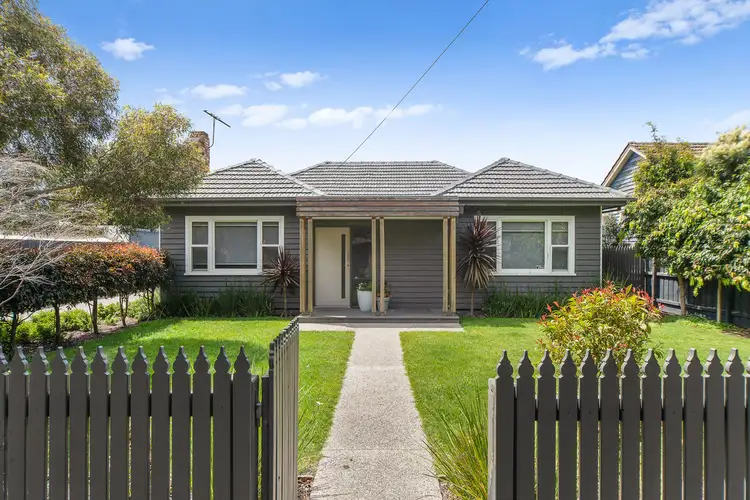 1/6 Jubilee Avenue, Seaford VIC 3198