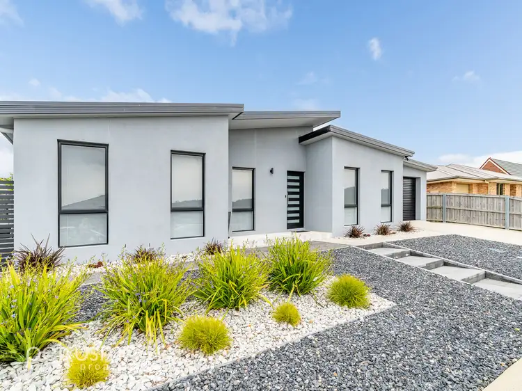 16 Hance Road, Howrah TAS 7018
