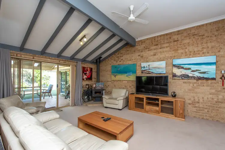 40 Gunida Street, Mullaloo WA 6027