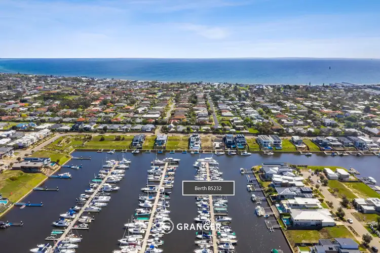 5232 Martha Cove Water Way, Safety Beach VIC 3936