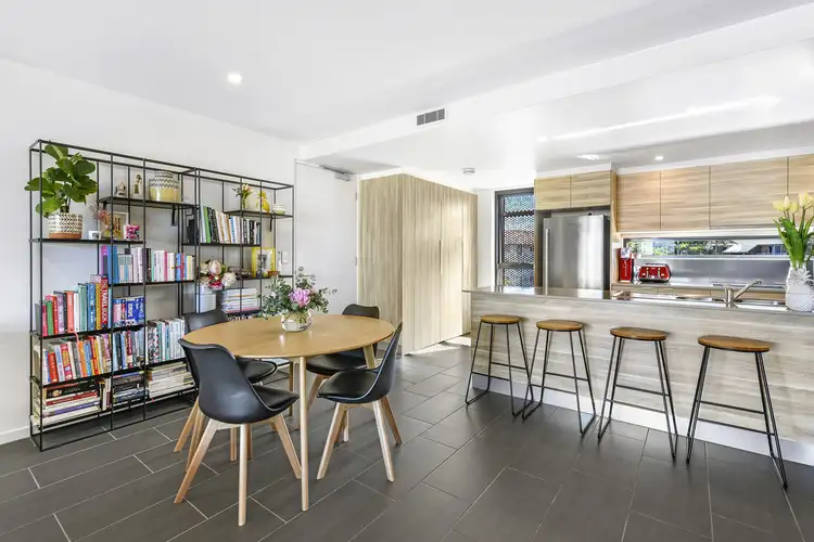 5/91 High Street, Southport QLD 4215