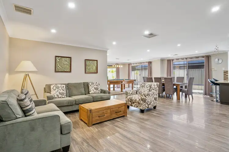 6 Ankuri Pass, Carramar WA 6031