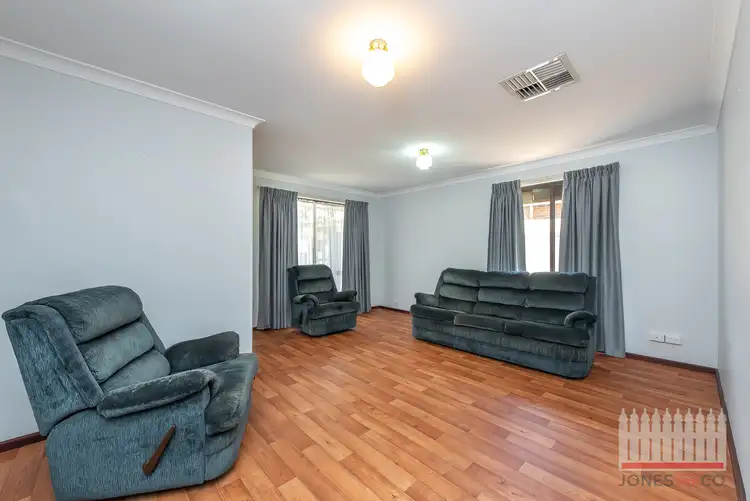 10 Carstairs Court, Beechboro WA 6063