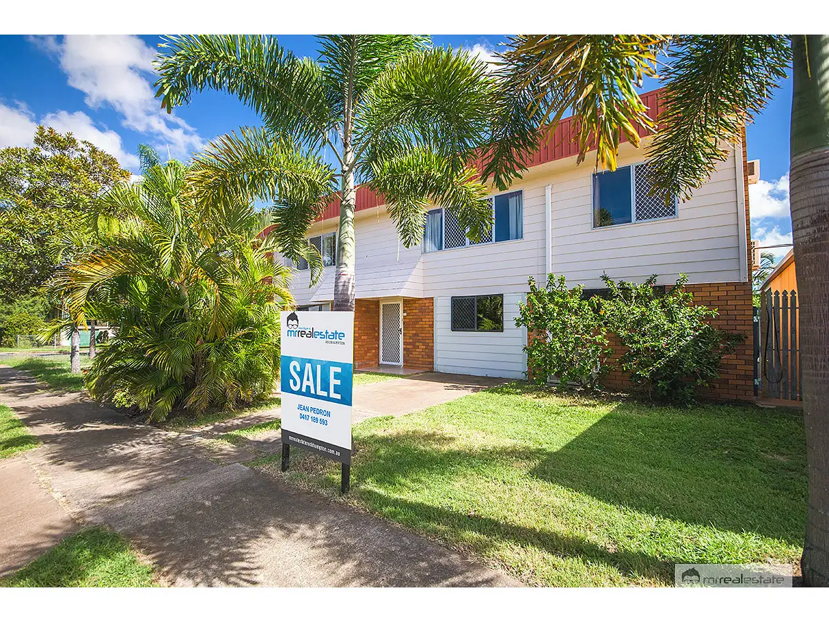 Main view of Homely unit listing, 2/132 Main Street, Park Avenue QLD 4701