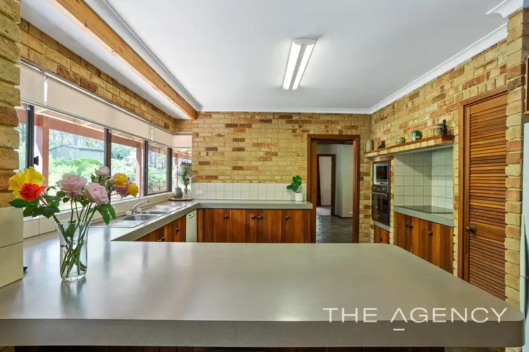 815 Forrest Avenue, Mundaring WA 6073